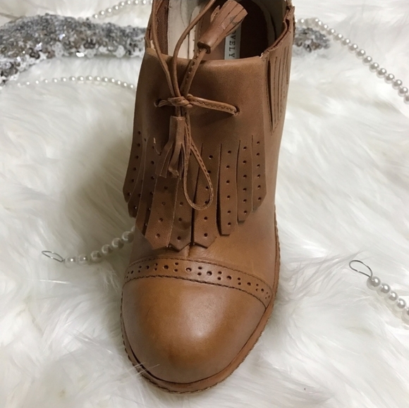 Anthropologie wedge bootie - Picture 3 of 3